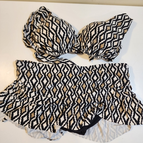 LA BLANCA 2 piece swimmer bikini set Fits M/L - Picture 5 of 13